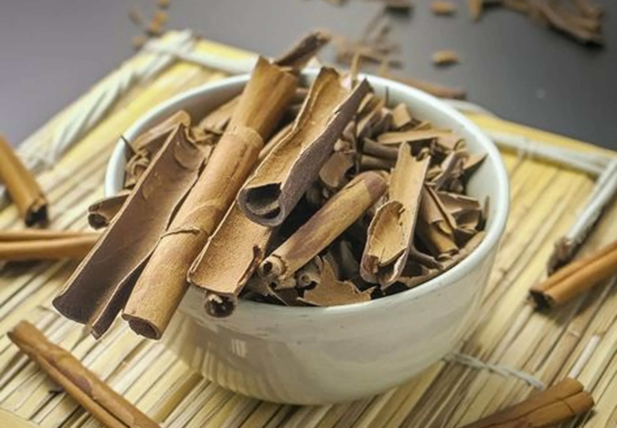 Premium Ceylon Cinnamon – Naturally Delicate & Aromatic Whole Spice